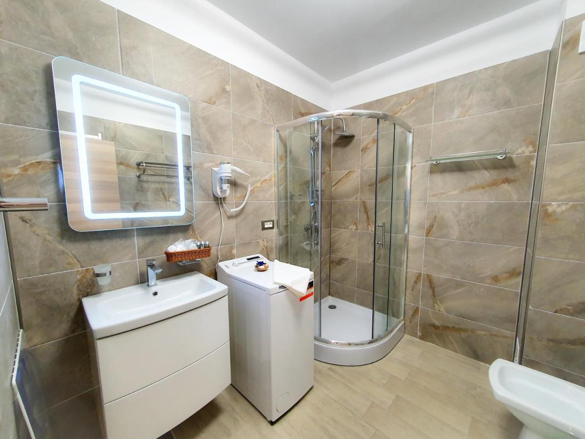 Cristalex Studio Aparthotel Pool & Spa Mamaia Nord Năvodari Екстериор снимка