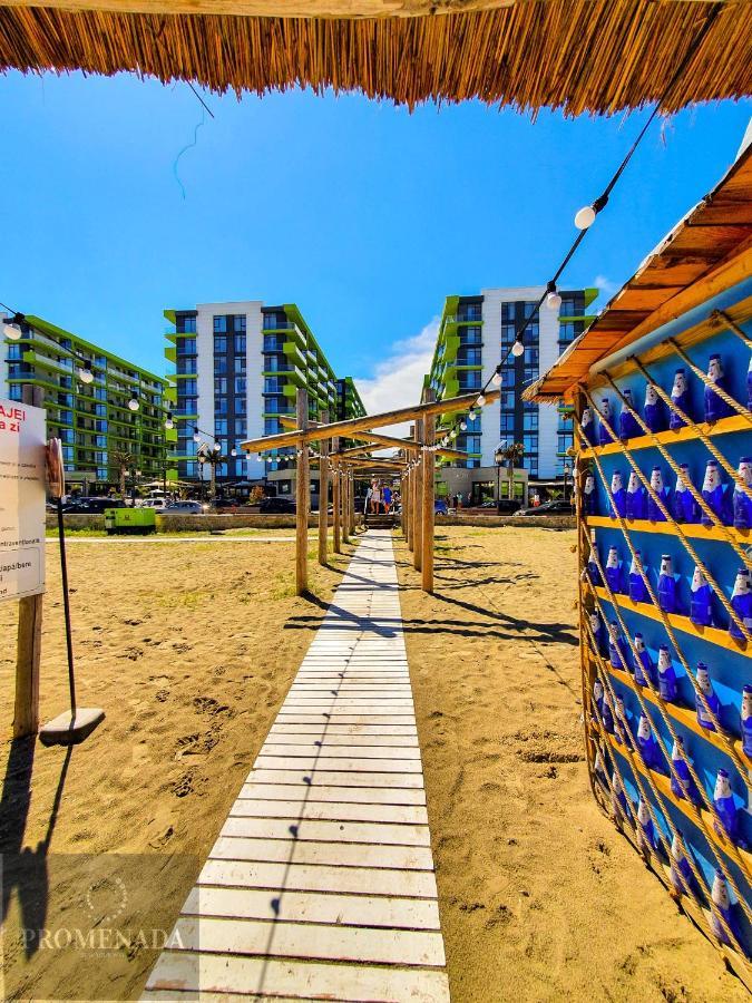 Cristalex Studio Aparthotel Pool & Spa Mamaia Nord Năvodari Екстериор снимка